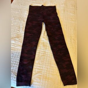 Women’s Spanx Maroon Camo Leggings